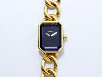 CHANEL «PREMIERE» Montre bracelet de dame en or 18 K, cadran muet noir, lunette octogonale,...