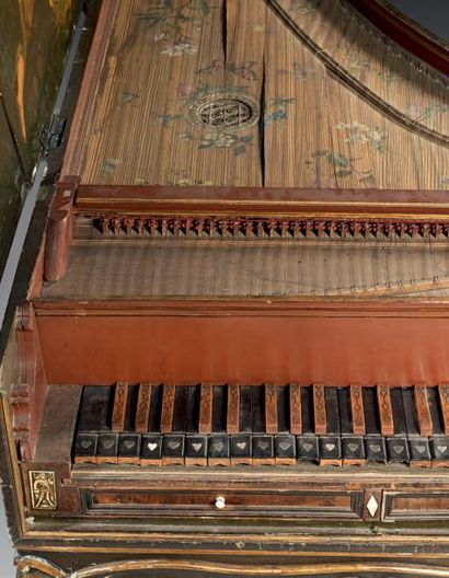 null Charmant clavecin Italien Largeur d'octave de 17 cm Un clavier de 45 touches...