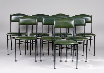 PLANTIER du Marc (1901-1975) Suite de huit chaises à armature en métal tubulaire...