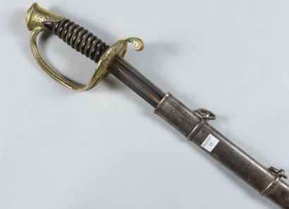 null Sabre d'adjudant, modèle 1855, fourreau en fer à deux bracelets de bélière