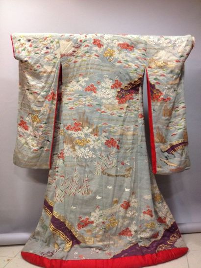 null Sur-Kimono de cérémonie pour femme, Uchikake, Japon, époque Edo. Satin de soie...