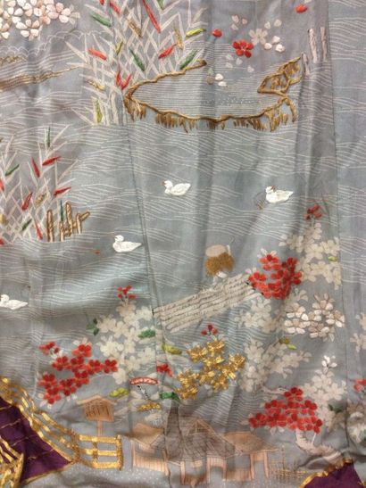null Sur-Kimono de cérémonie pour femme, Uchikake, Japon, époque Edo. Satin de soie...