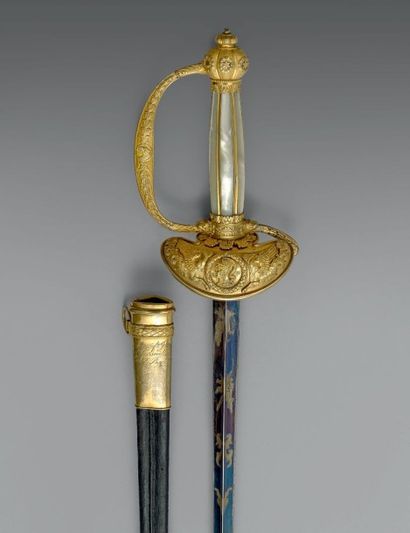 null Belle épée de cour, garde en bronze doré, exécutée par Boutet, branche ciselée...