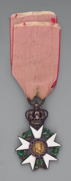 Croix de chevalier de l'ordre de la Légion...