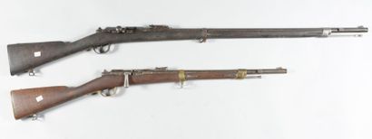 null Un fusil d'infanterie, modèle 1874 modifié M 80, canon daté «1876» et un mousqueton...