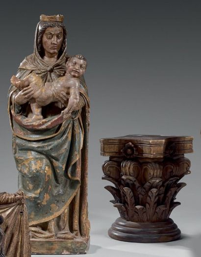 null Grande Vierge à l'Enfant en pierre sculptée en ronde-bosse, polychrome, La Vierge...