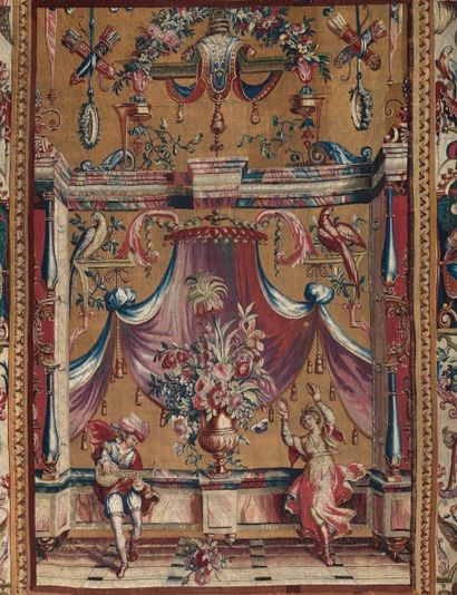 null Deux rares tapisseries de la tenture des Grotesques «Le bouquet au paon et Le...
