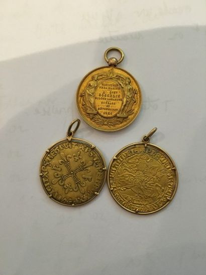 null Médaille en or du Ministère de la Marine, profil de Napoléon III au verso
2...