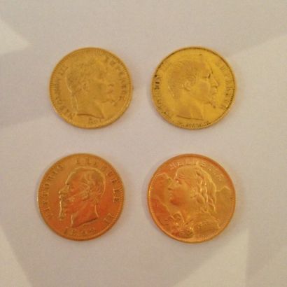 null Lot de 4 pièces en or :
2 pièces de 20 Francs or
1 pièce de 20 Francs Suisse...