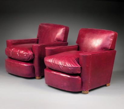 PASCAUD Jean (1903-1996) (attribué à) Paire de fauteuils à armature en bois entièrement...