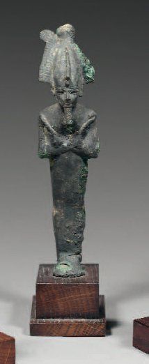 null Statuette représentant Osiris momiforme debout coiffée de la couronne hatef...