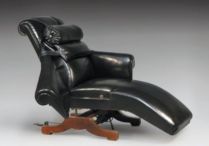 PERRIAND Charlotte (1903-1999) Chaise longue dit le « Surrepos » du Docteur Pascaud...