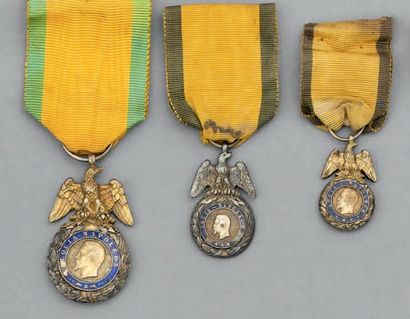 null Trois Médailles militaires, deuxième modèle, en argent et vermeil, émaillées...
