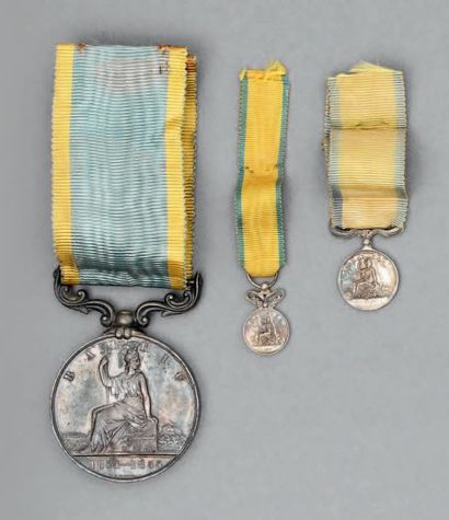 null Trois Médailles de la Baltique en argent, une d'ordonnance par L. C. Wyon et...