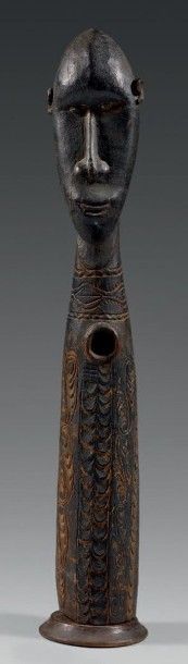 null IATMUL (Nouvelle-Guinée)
Trompe classique au corps gravé de motifs stylisés,...