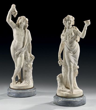 null Paire de statuettes en marbre blanc représentant Bacchus et une bacchante; le...