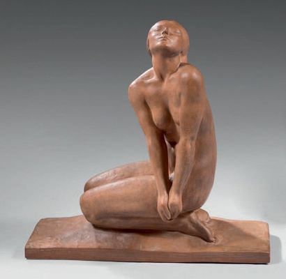 GENNARELLI Amadéo (1881 - 1943) «Femme nue assise aux mains jointes». Grand sujet...