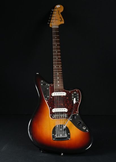 null Guitare FENDER Inscription: «Fender Jaguar/with synchronized floating tremomlo/Pat#...