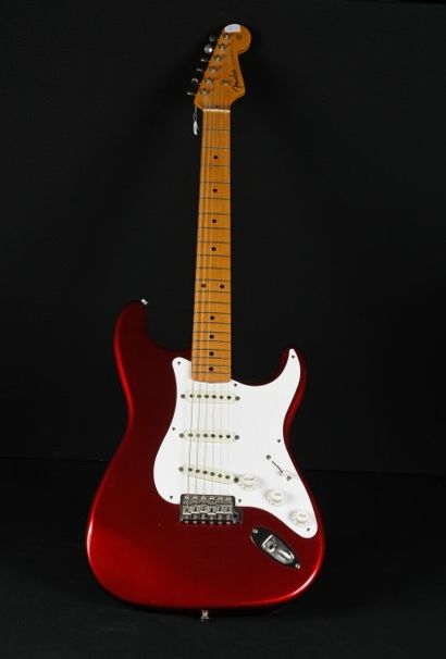 null Guitare FENDER Inscription: «Fender Statocaster with synchronized tremolo/Original...