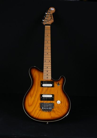 null Guitare JIM HARLEY N° EMR-400/ST Cordier licensed Under Floyd Rose patents Vernis...