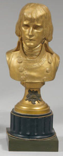 null Bonaparte Premier Consul, buste en bronze doré d'après Boizot, sur piédouche,...