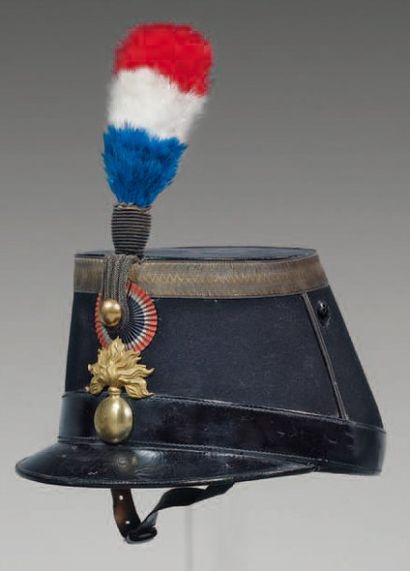 null Shako d'officier d'infanterie modèle 1872, recouvert de drap bleu foncé, galon...