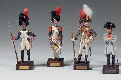 null Quatre figurines, garde impé-riale, grenadiers à pied: un sergent, un tambour,...