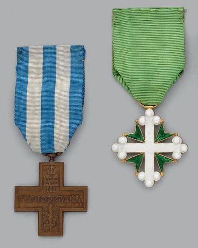 null Une croix de chevalier de l'ordre de Saints-Maurice et Lazare en or, émaillée;...