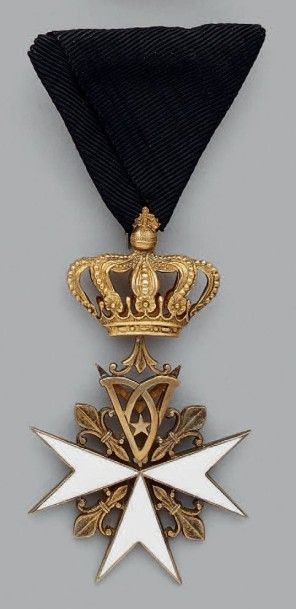 null Croix de chevalier de l'ordre de Malte en vermeil émaillée; largeur 42 mm, poids...