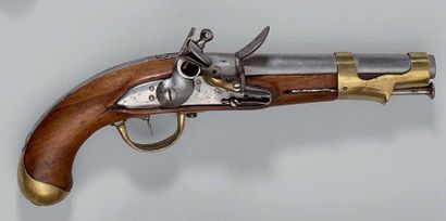 null Pistolet de cavalerie à silex modèle an IX, canon poinçonné, queue de culasse...