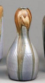 POINTU Jean-Marie (1843-1925) Vase en forme de coloquinte en grès à coulées d'émaux...