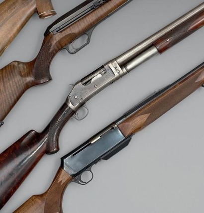 null Carabine WINCHESTER model 1897 Cal. 12 (n°246567) bloc gravé de scènes de chasse...