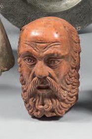 null Tête du philosophe Socrate (?) sculpté en marbre de Vérone.
Travail italien...