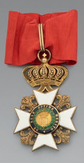 null Croix de commandeur de l'ordre de François 1er, créé en 1829, en vermeil émaillée;...