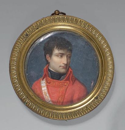 null Miniature ronde sur ivoire: Portrait de Bonaparte Premier Consul en habit rouge;...
