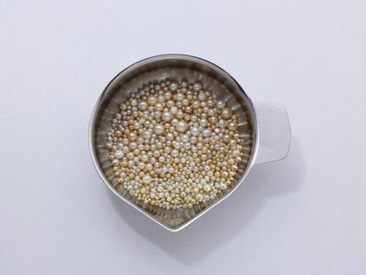 null Lot composé de perles de semence et de petites perles probablement fines sur...