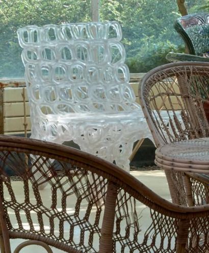 Tom DIXON (né en 1959) Chaise "FRESH FAT", conçu en 2004
Constituée d'anneaux tressés...