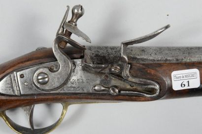 null Pistolet d'arçon de type 1733, canon à pans puis rond daté : "93" (1793), calibre...