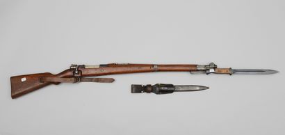 null Fusil Gewehr, Mauser, modèle 1898a, fabrication d'Amberg 1910, matriculé : "1983",...