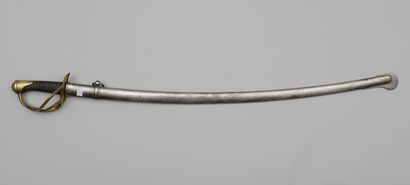 null Sabre de cavalerie légère modèle 1822, lame signée : "Mre d'Armes de Châtlt...