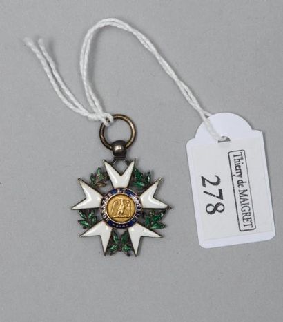 null Croix de chevalier de l'ordre de la Légion d'honneur, 1er type, demi-taille,...