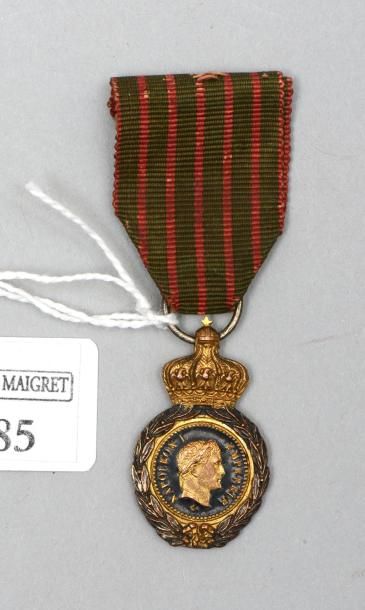 null Médaille de Sainte-Hélène, beau modèle d'officier, demi-taille, en bronze argenté...