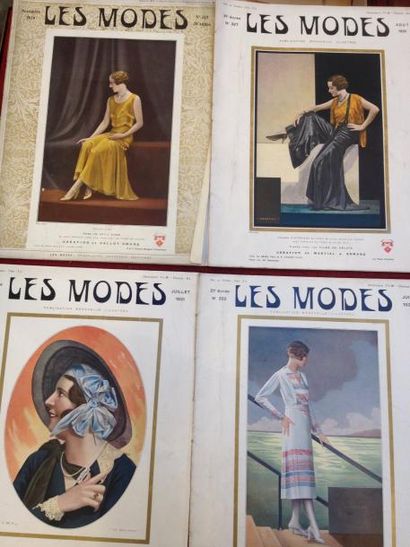 null 4 numéros de la revue Les MODES, 1930 et 1931.
Éd. Manzi, Joyant et Cie, Paris....