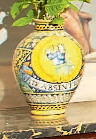 PALERME Vase d'apothicairerie en faïence de forme ba­lustre à décor polychrome «a...