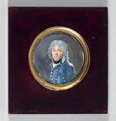 null Miniature ronde sur ivoire: Portrait d'un jeune officier en habit bleu clair,...