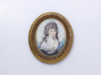 null Portrait miniature ovale peint sur ivoire d'une femme en buste au corsage fleuri,...