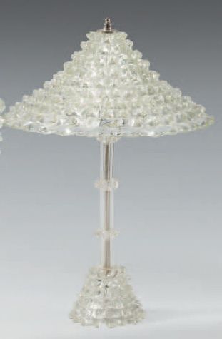 BAROVIER Ercole 
Lampe en verre blanc transparent à cache ampoule et base tronconique,...