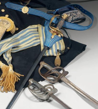 null Épée d'uniforme de général de brigade modèle 1817/72 à ciselures, garde en laiton...