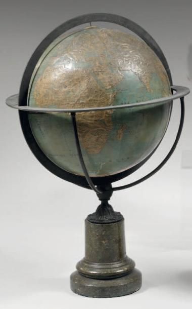 null Globe terrestre, en relief, de THURY et BENET Médaille de deuxième classe, Exposition...