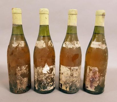 null 4 bouteilles MEURSAULT «Clos Richemont», Domaine Darnat 1986 (étiquettes en...